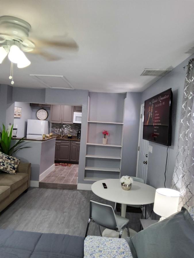 Habitacion Privada Cerca De Todo Тампа Екстер'єр фото